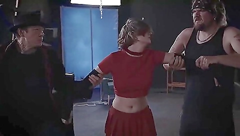 Slatty and her feet with a design javondemander